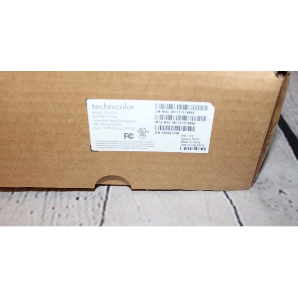 Technicolor DPC3216 Cabel Wifi Modem Wireless Router - Picture 9 of 10